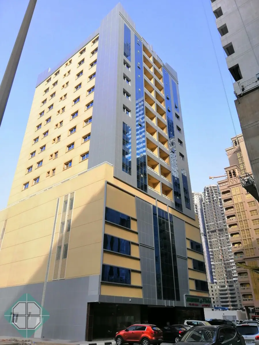 Glass and cladding exterior finish by Al Mukhattat 2