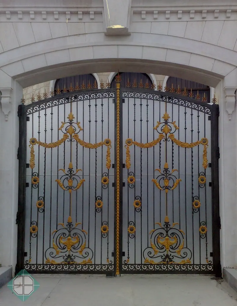 Custom aluminium glass or metal door fabrication 15