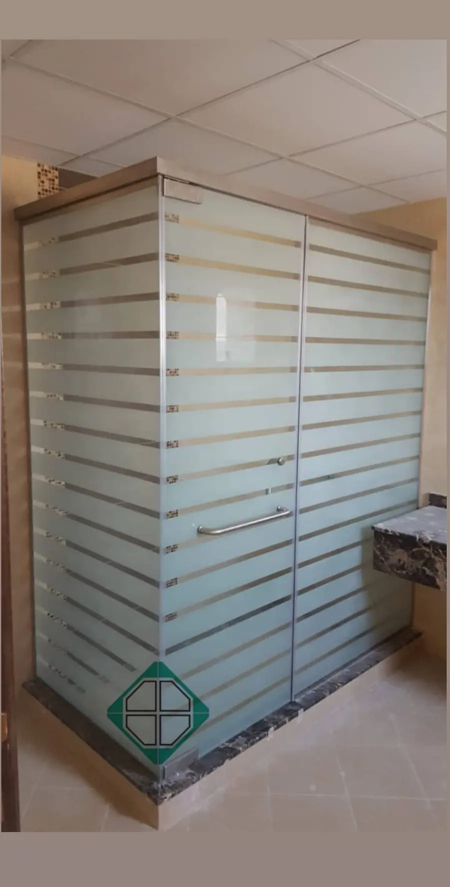 Custom glass shower enclosure and bathroom glass solution 3